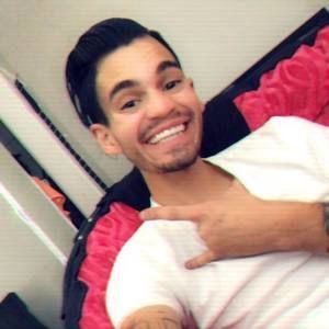 Meet your Posher, Devin